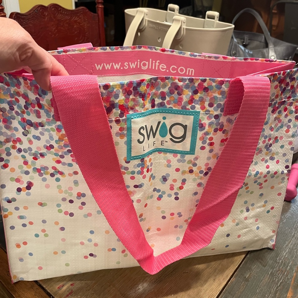 Swig reusable tote with side pockets NWOT